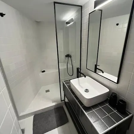 Debonair 1 Bedroom Premium Haven In Athènes Extérieur photo