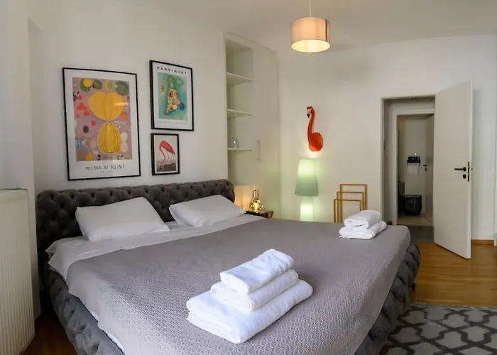 Debonair 1 Bedroom Premium Haven In Athens