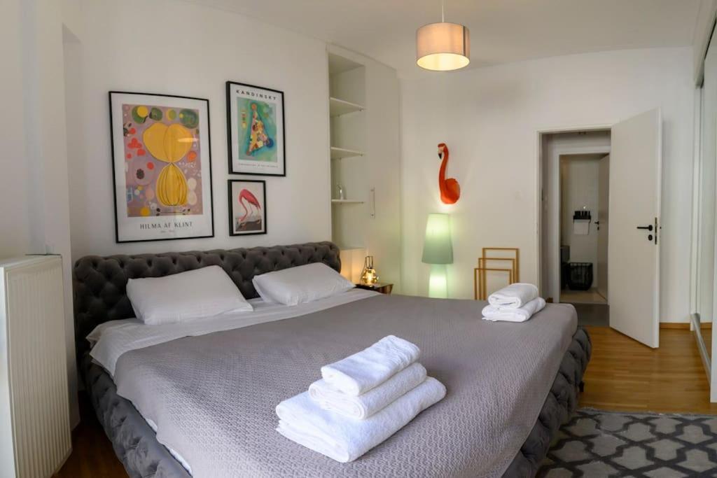 Debonair 1 Bedroom Premium Haven In דירה