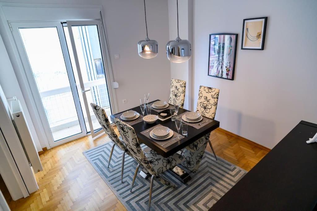 Debonair 1 Bedroom Premium Haven In *